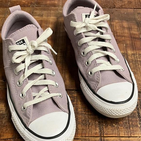 Converse Pastel Purple Low-Top Sneakers - Picture 6 of 6